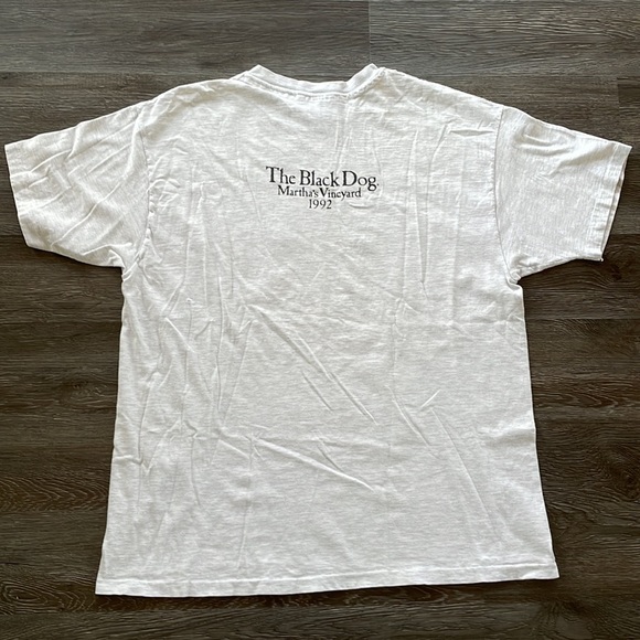 Vintage 1992 The Black Dog Martha’s Vineyard Gray T-shirt - Picture 10 of 11